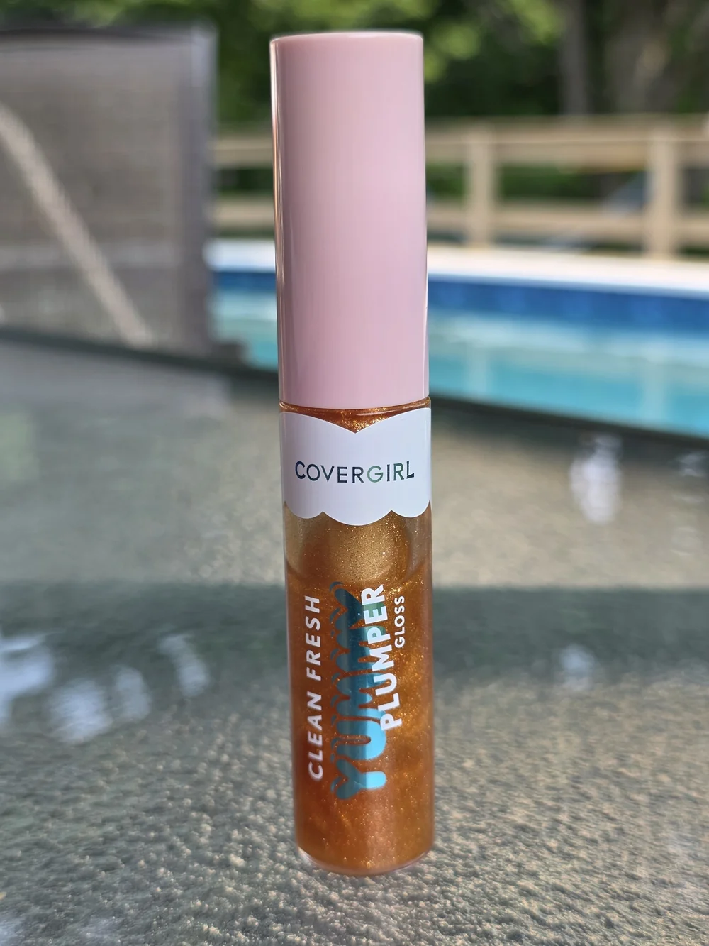 COVERGIRL Clean Fresh Plumper Gloss